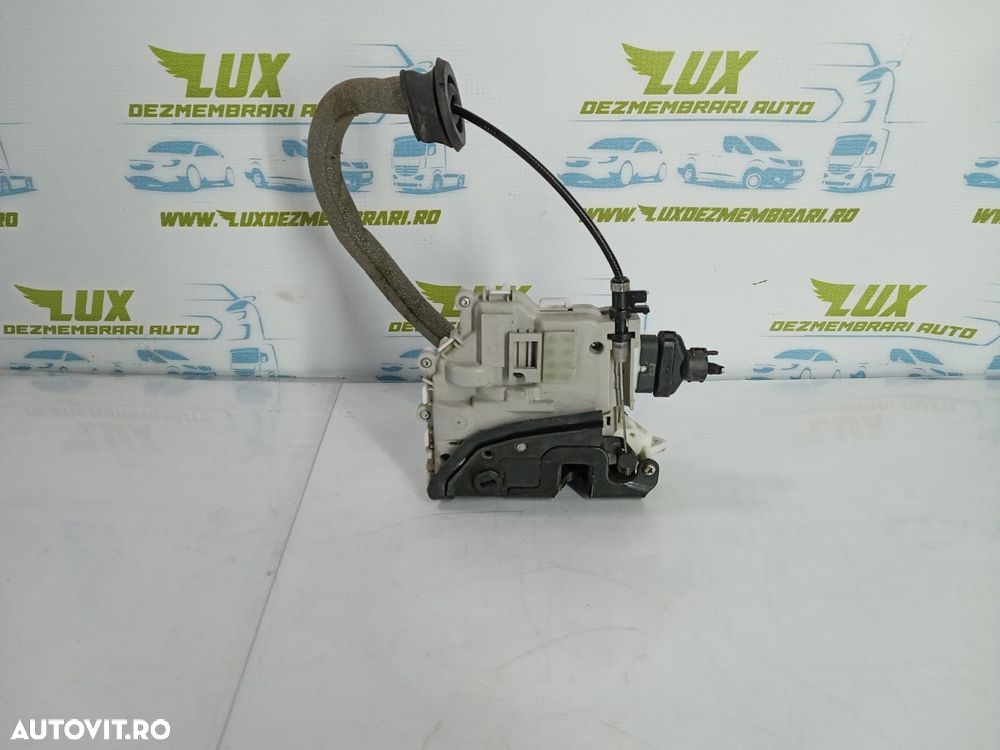 Broasca incuietoare stanga spate 8x0839015E Audi A5 8T - 2