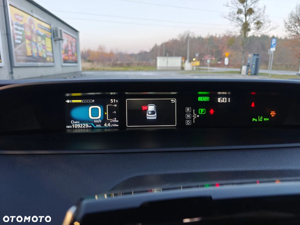 Toyota Prius 1.8 Hybrid Prestige - 9