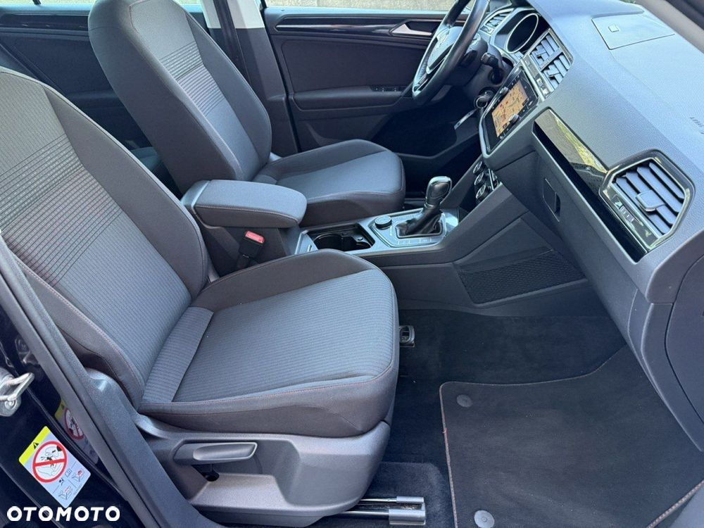 Volkswagen Tiguan - 14