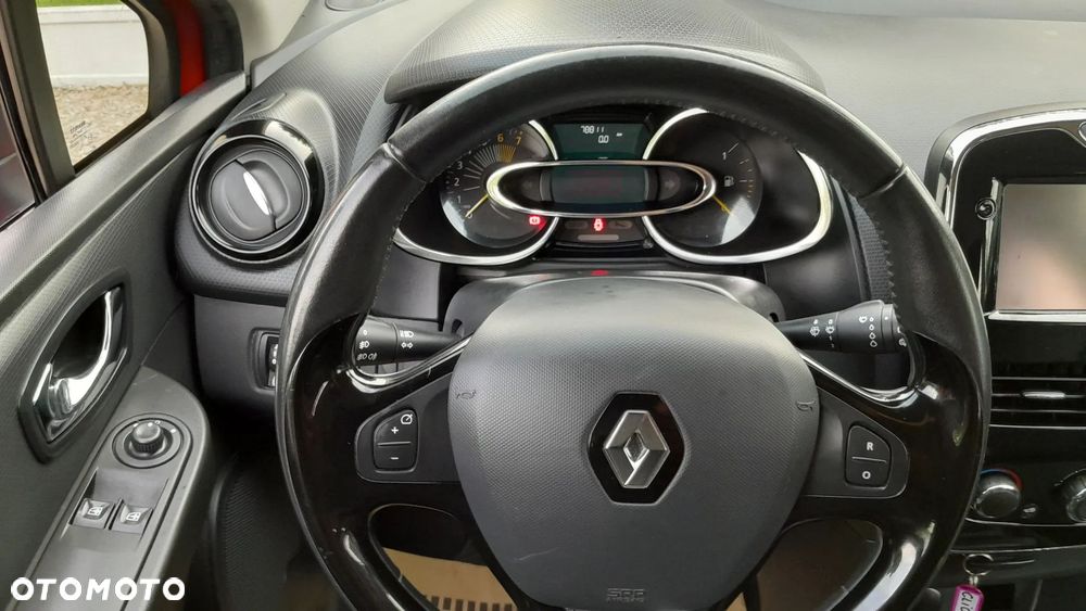 Renault Clio 1.2 16V 75 Limited - 10