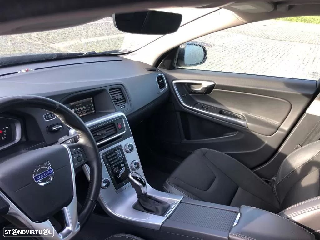 Volvo S60 2.0 D2 Kinetic Geartronic - 7