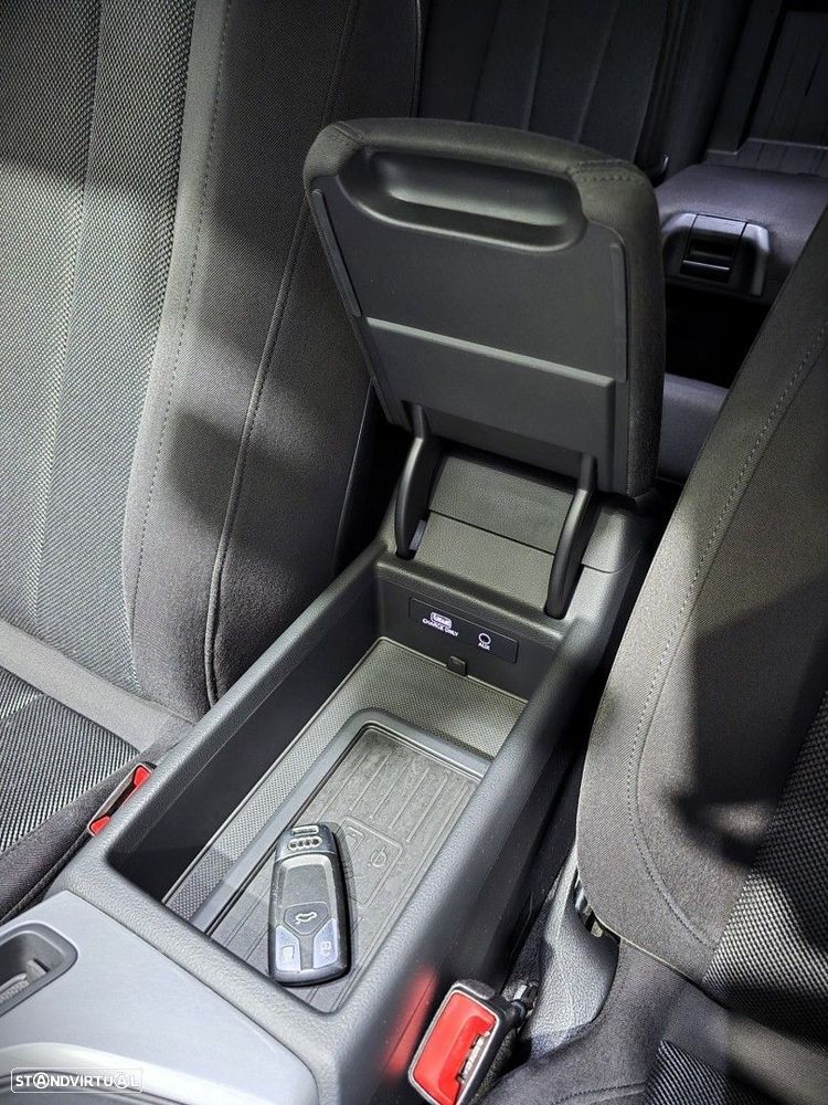 Audi A4 Avant 2.0 TDI Advance S tronic - 30