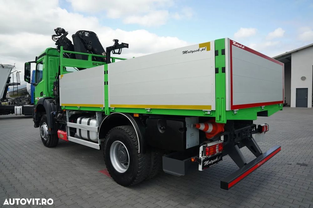 Mercedes-Benz AROCS 1835 / 4x4 / LIVRARE + HIAB 162 ES-3 HDS / RADIOCOMANDĂ / ROTATOARE / FURCĂ / EURO 6 - 11