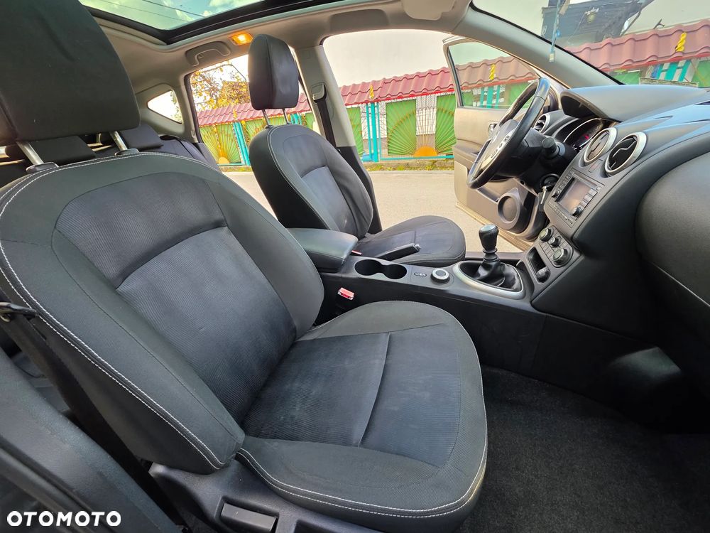 Nissan Qashqai 2.0 dCi 4 x 4 DPF tekna - 13