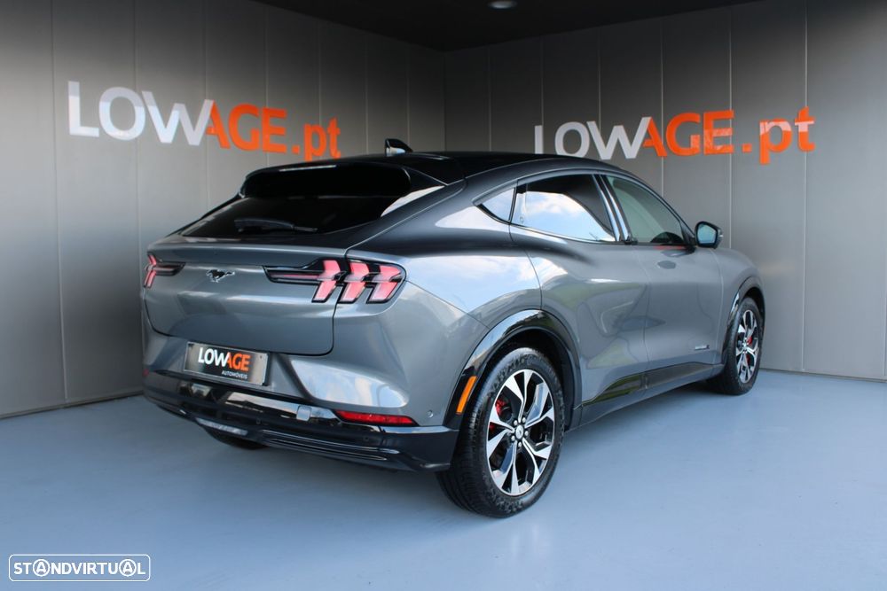 Ford Mustang Mach-E Alargada AWD - 32