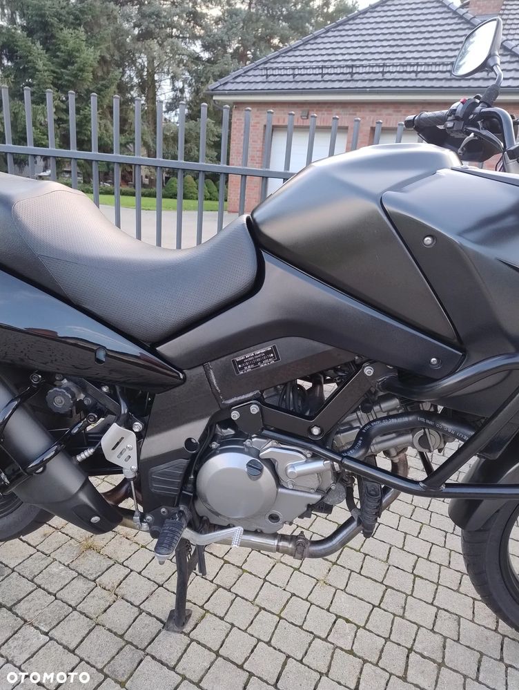 Suzuki DL - 17