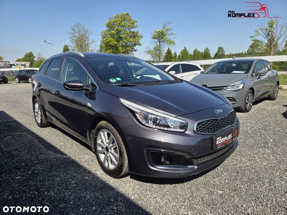 Kia Ceed - 4