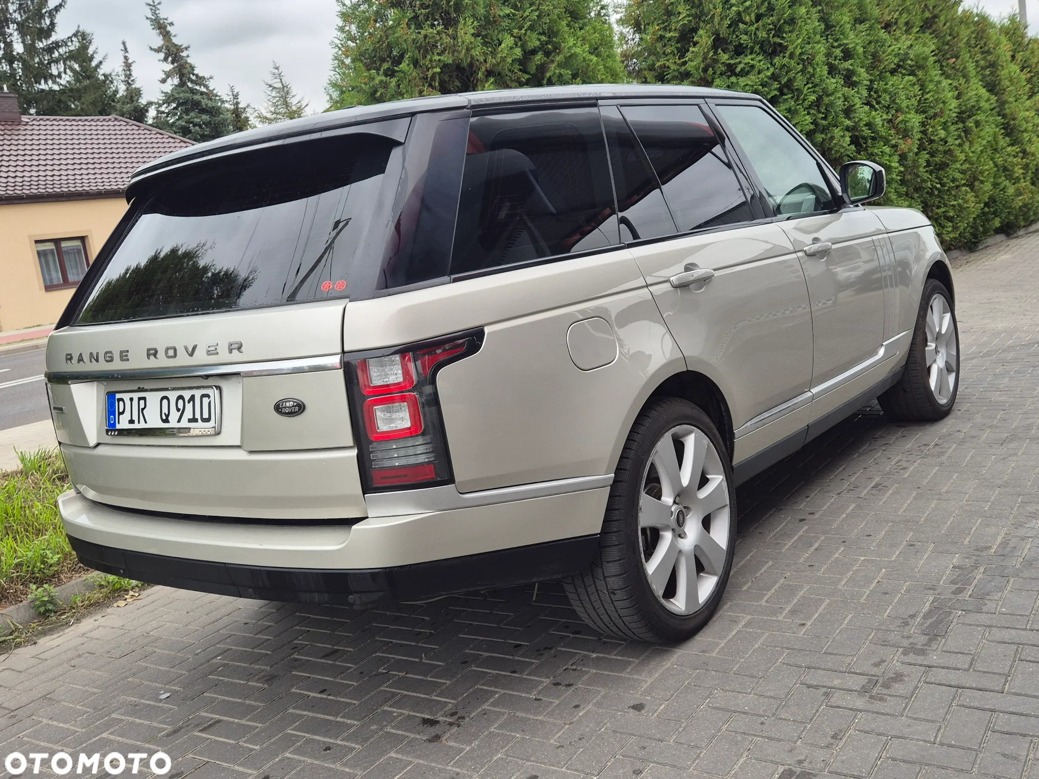 Land Rover Range Rover 4.4SD V8 LWB Vogue - 11