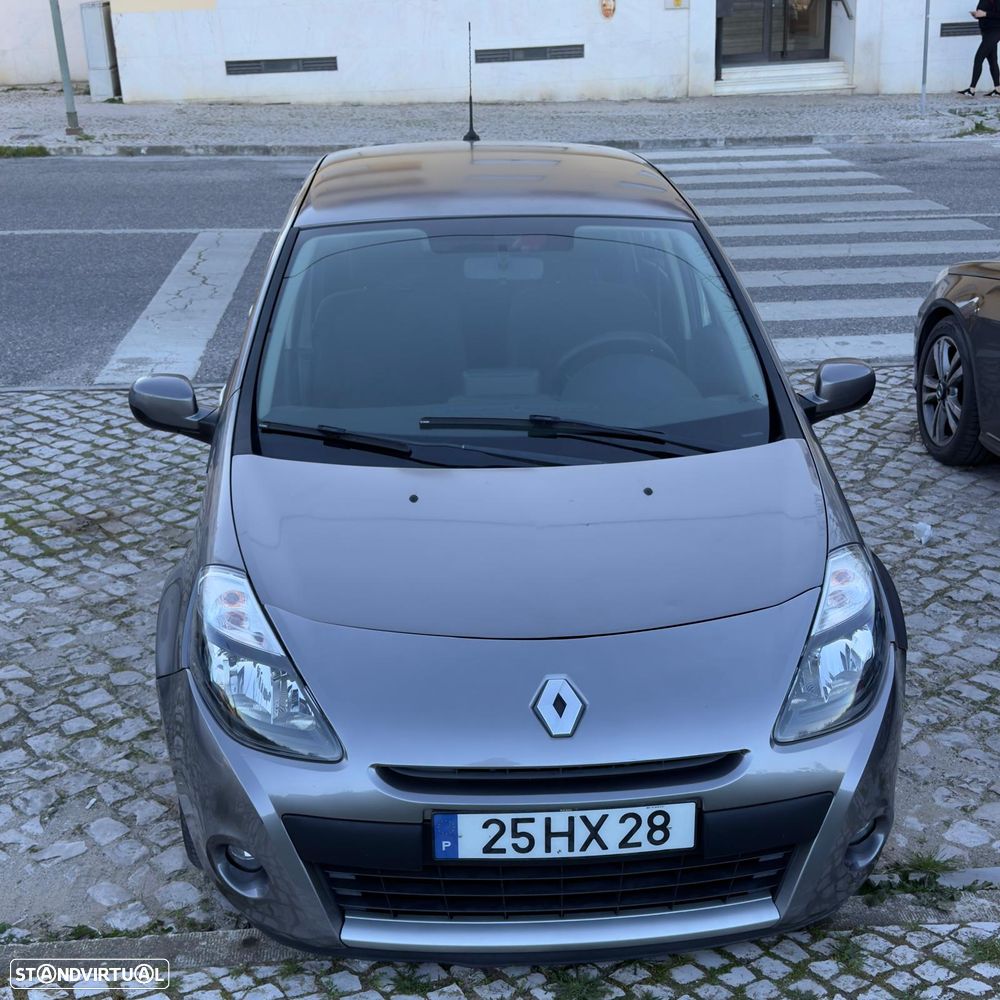 Renault Clio 1.2 16V Confort - 3