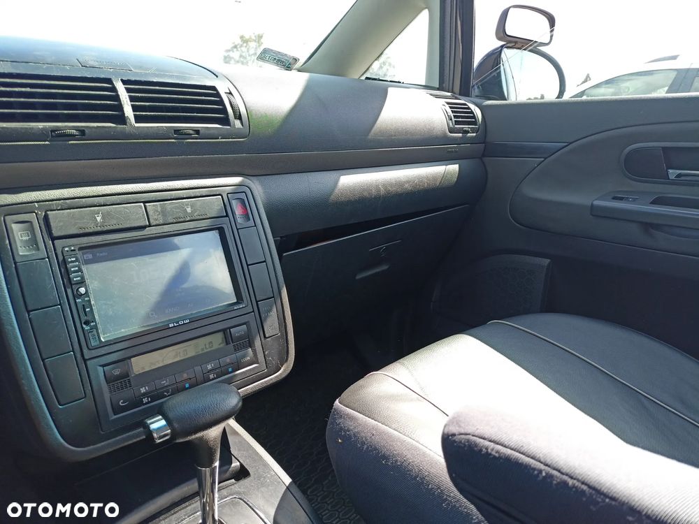 Volkswagen Sharan - 12