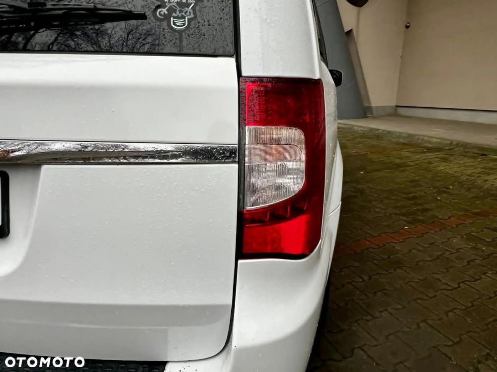 Chrysler Town & Country 3.6 Touring - 15