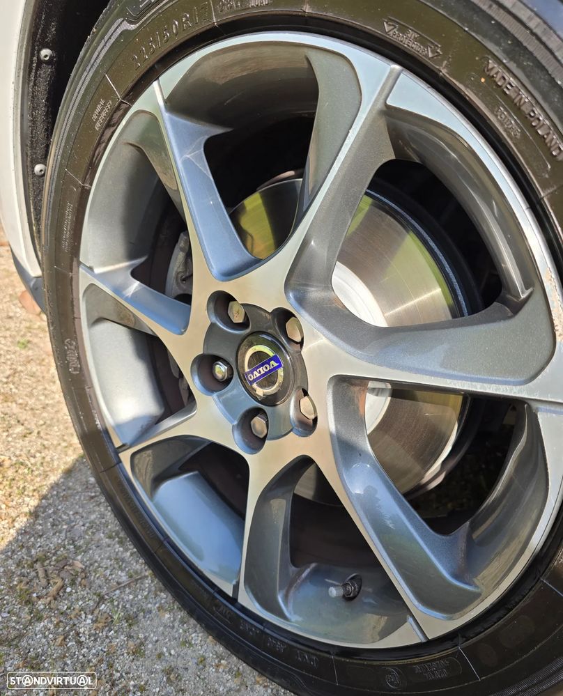 Volvo V40 Cross Country 1.6 D2 Volvo Ocean Race - 21