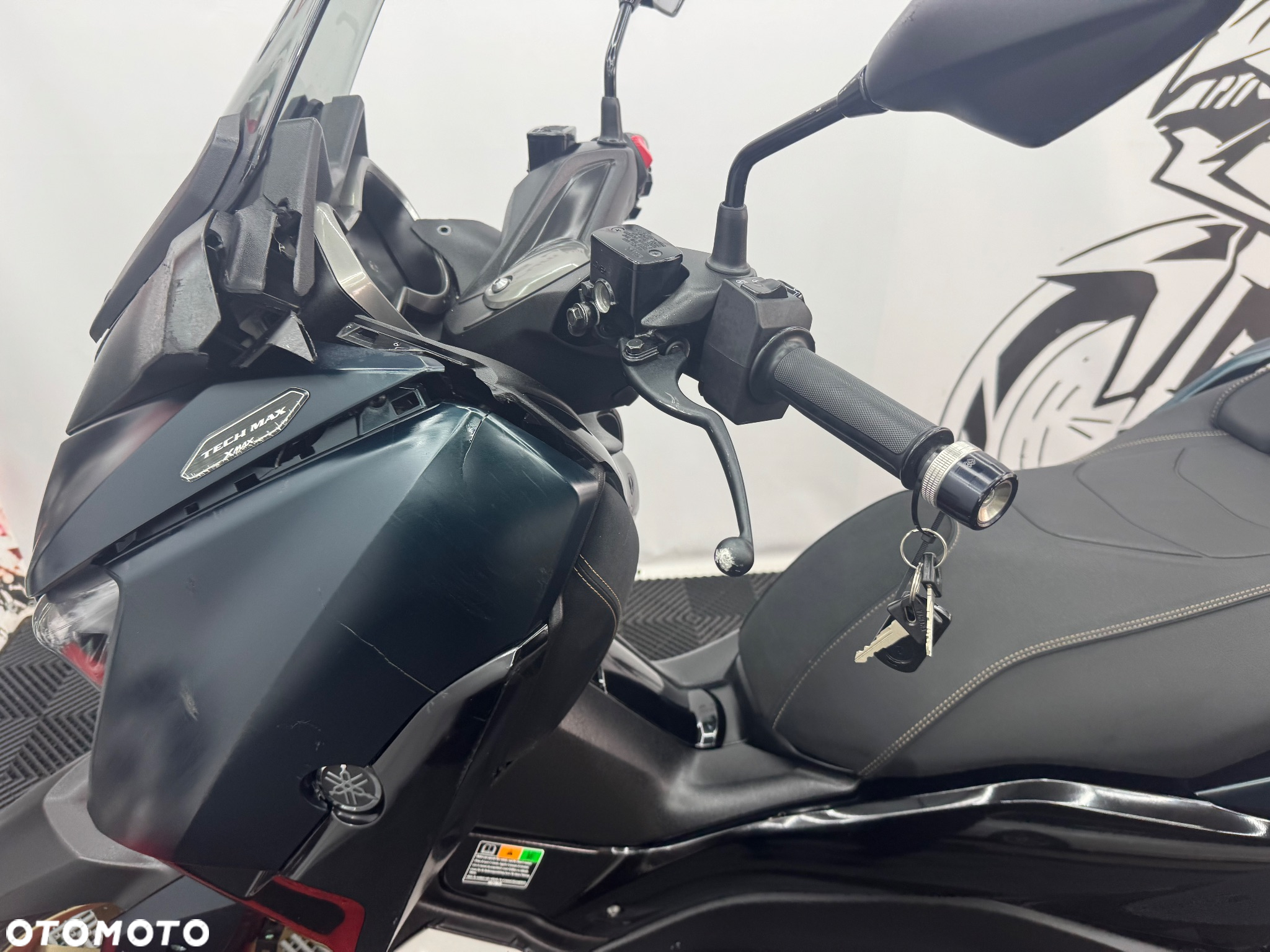 Yamaha X-max - 15