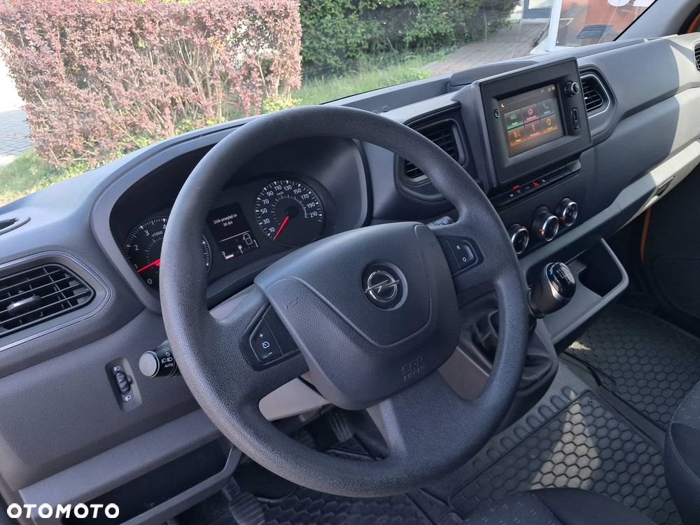 Opel Movano - 16