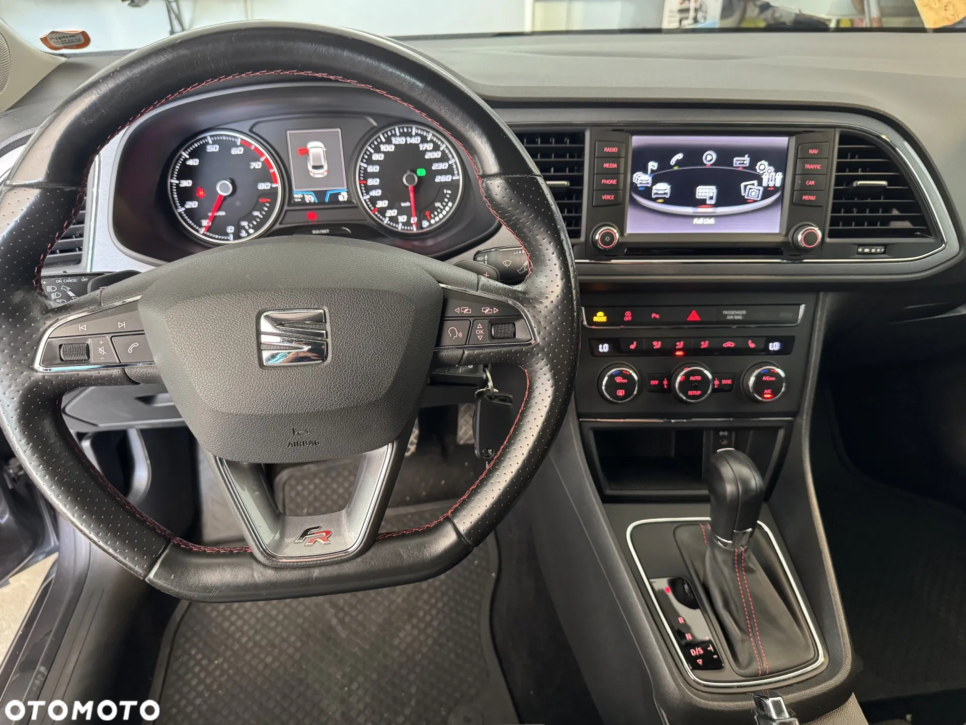 Seat Leon 1.8 TSI Start&Stop DSG FR - 21