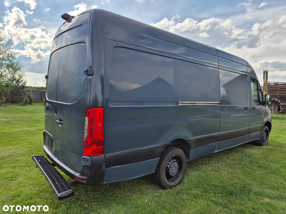 Mercedes-Benz Sprinter - 3