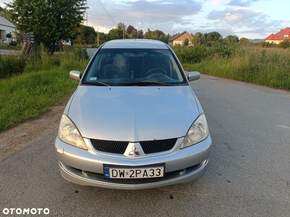 Mitsubishi Lancer - 2