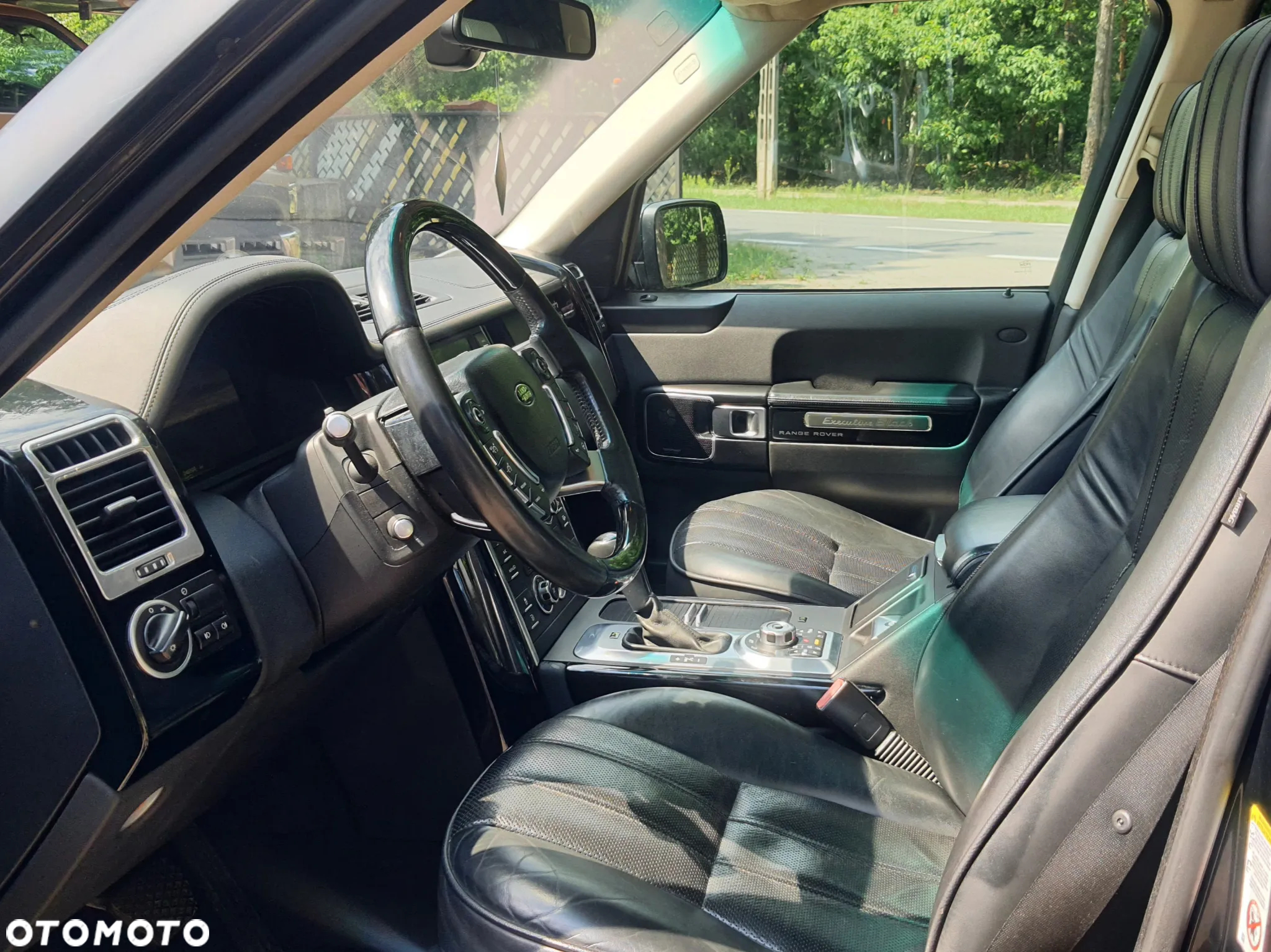 Land Rover Range Rover - 26