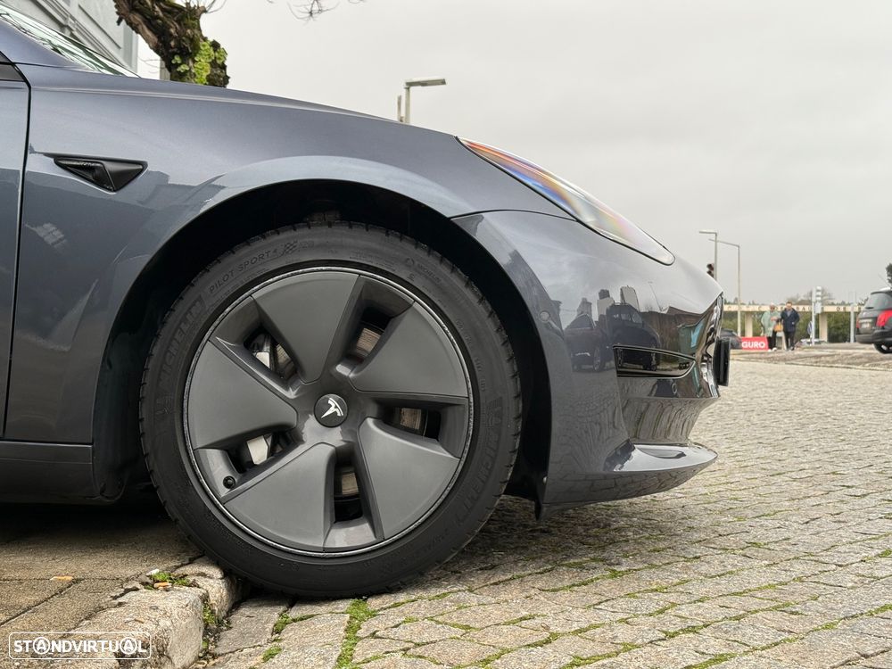 Tesla Model 3 Standard Range Plus RWD - 11