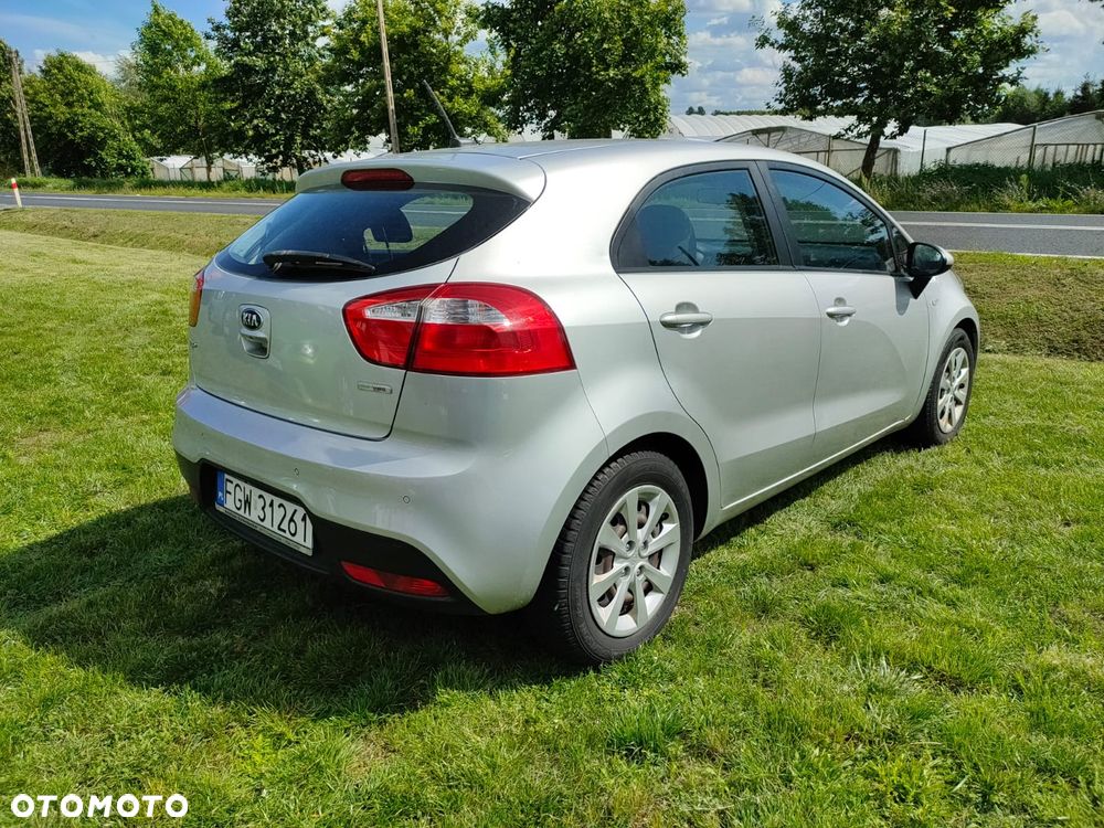 Kia Rio 1.4 Edition 7 - 6
