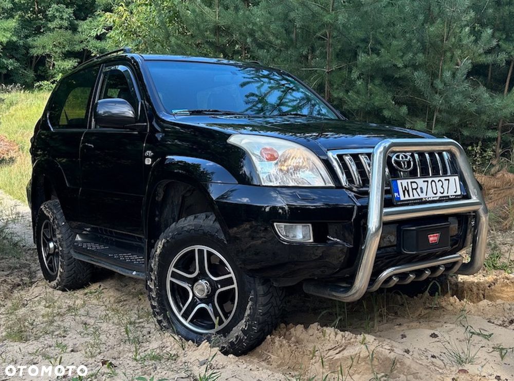 Toyota Land Cruiser - 1