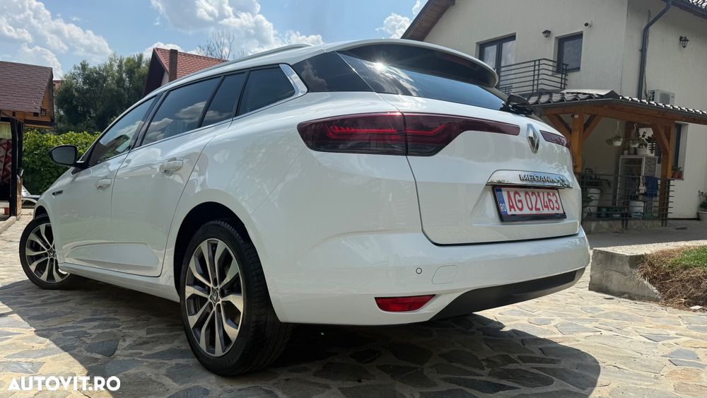 Renault Megane TCe EDC Zen - 9