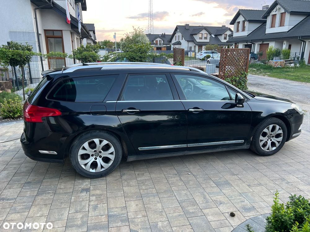 Citroën C5 HDi 135 Exclusive - 4