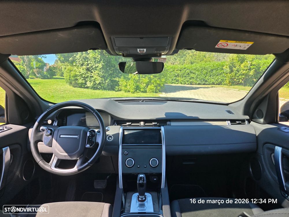 Land Rover Discovery Sport - 12