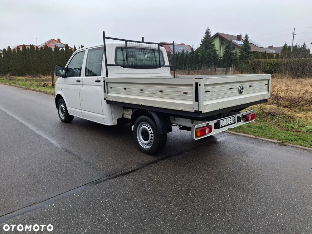 Volkswagen TRANSPORTER T5 - 13