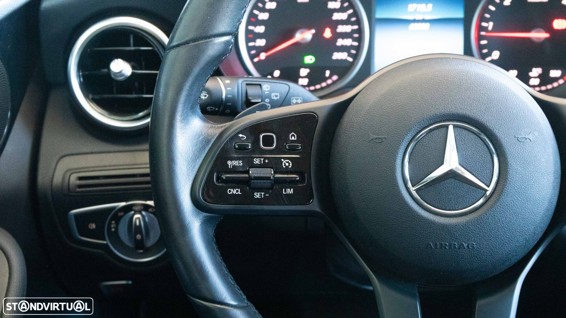 Mercedes-Benz C 220 d Avantgarde - 17