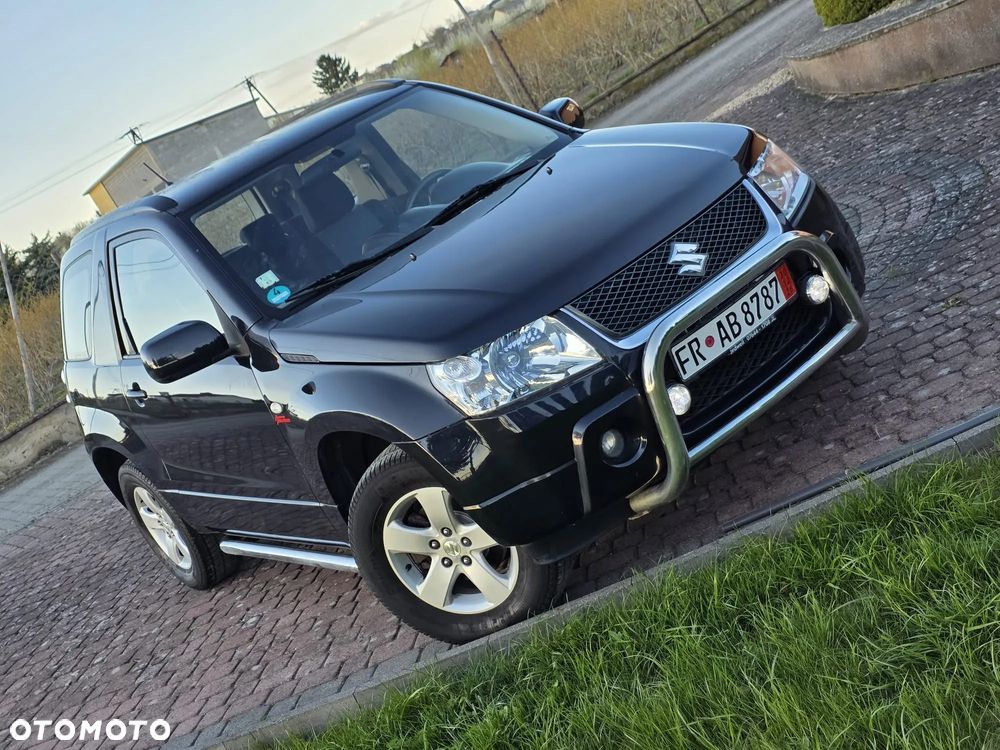 Suzuki Grand Vitara 1.6 Black&White - 5