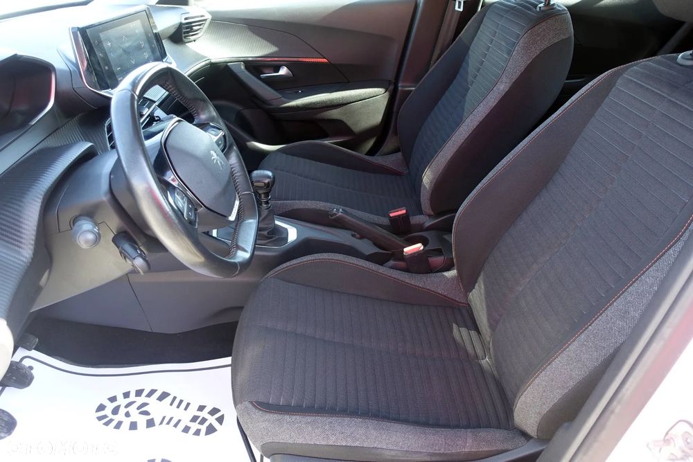 Peugeot 2008 PureTech 100 Stop&Start Active Pack - 12