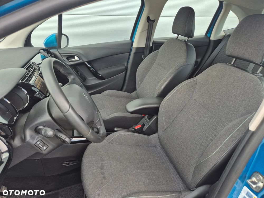 Citroën C3 1.2 PureTech Selection - 21
