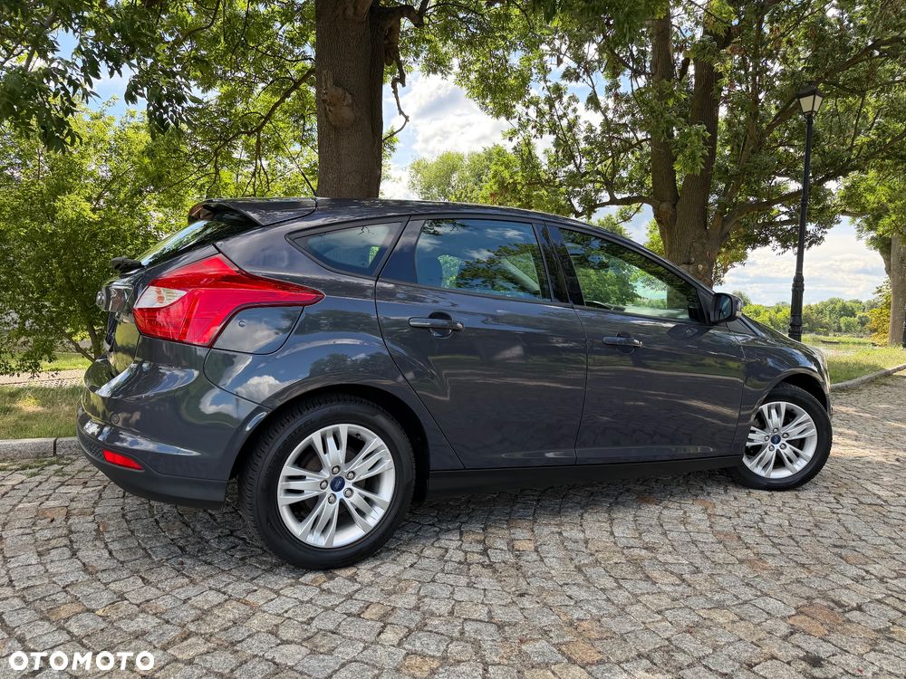 Ford Focus 1.6 TDCi DPF Champions Edition - 18