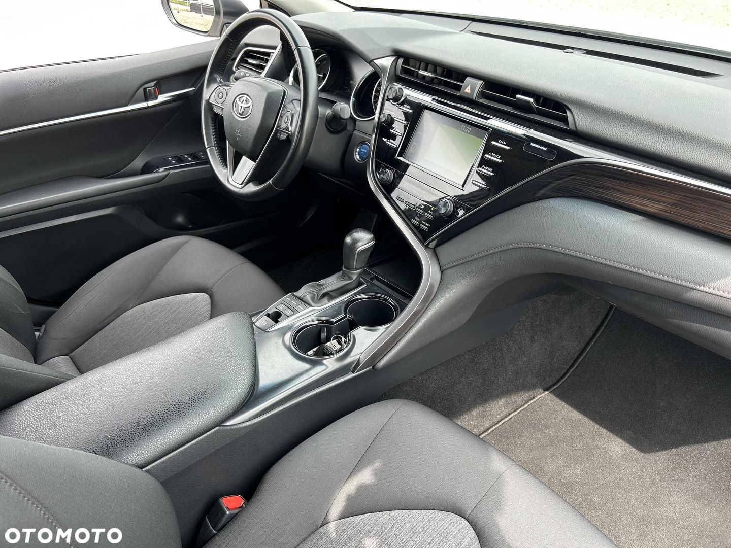 Toyota Camry - 15