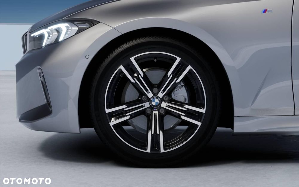 BMW Seria 3 330i xDrive M Sport sport - 4