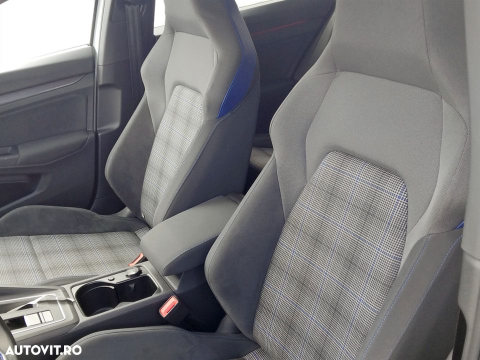 Volkswagen Golf 1.4 eHybrid Style - 12