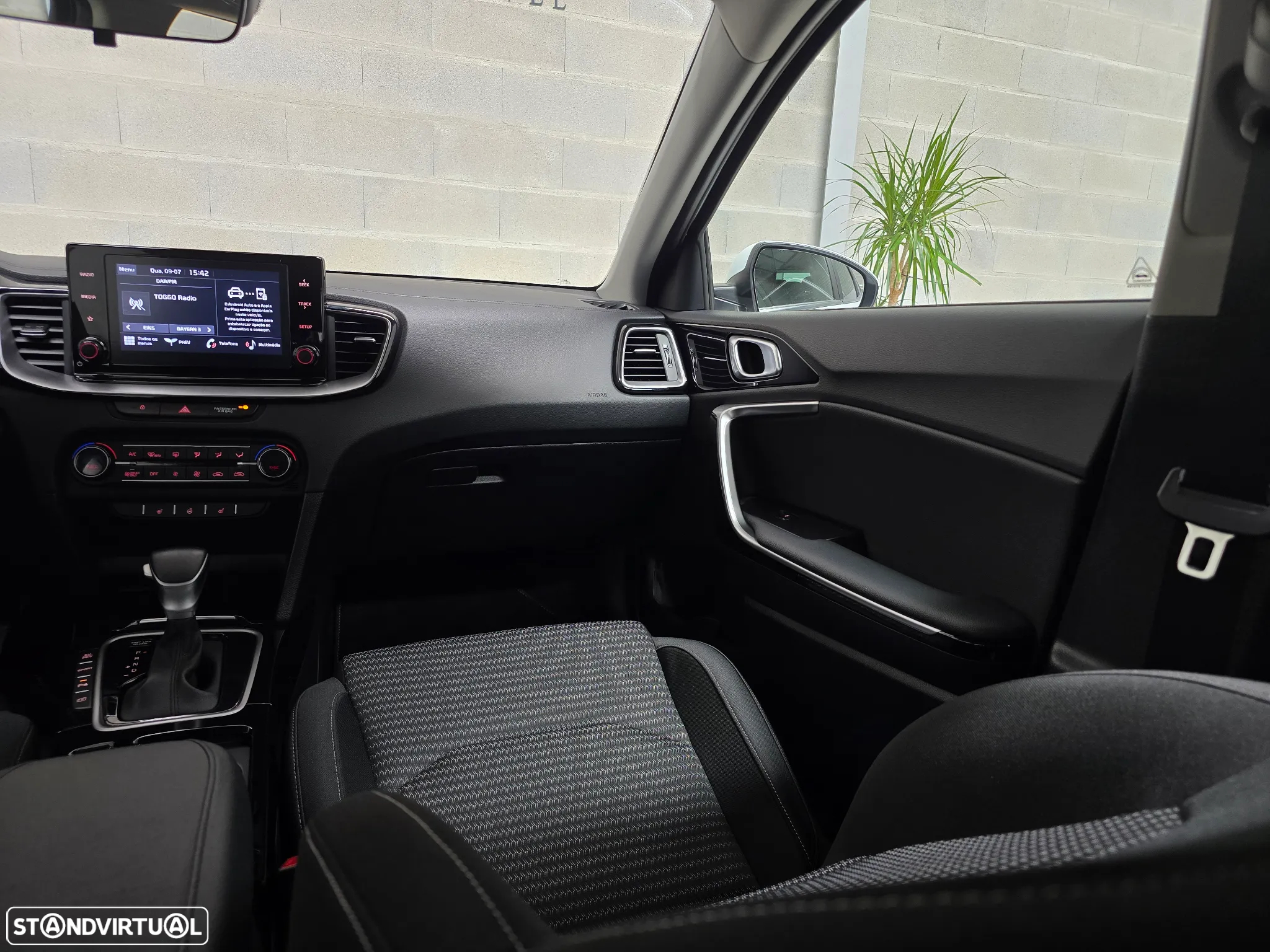 Kia XCeed 1.6 GDi PHEV Drive - 14