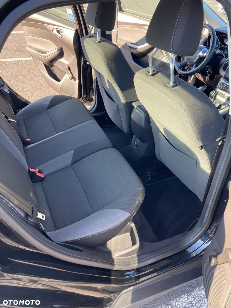 Ford Focus 1.6 TDCi Ambiente - 11