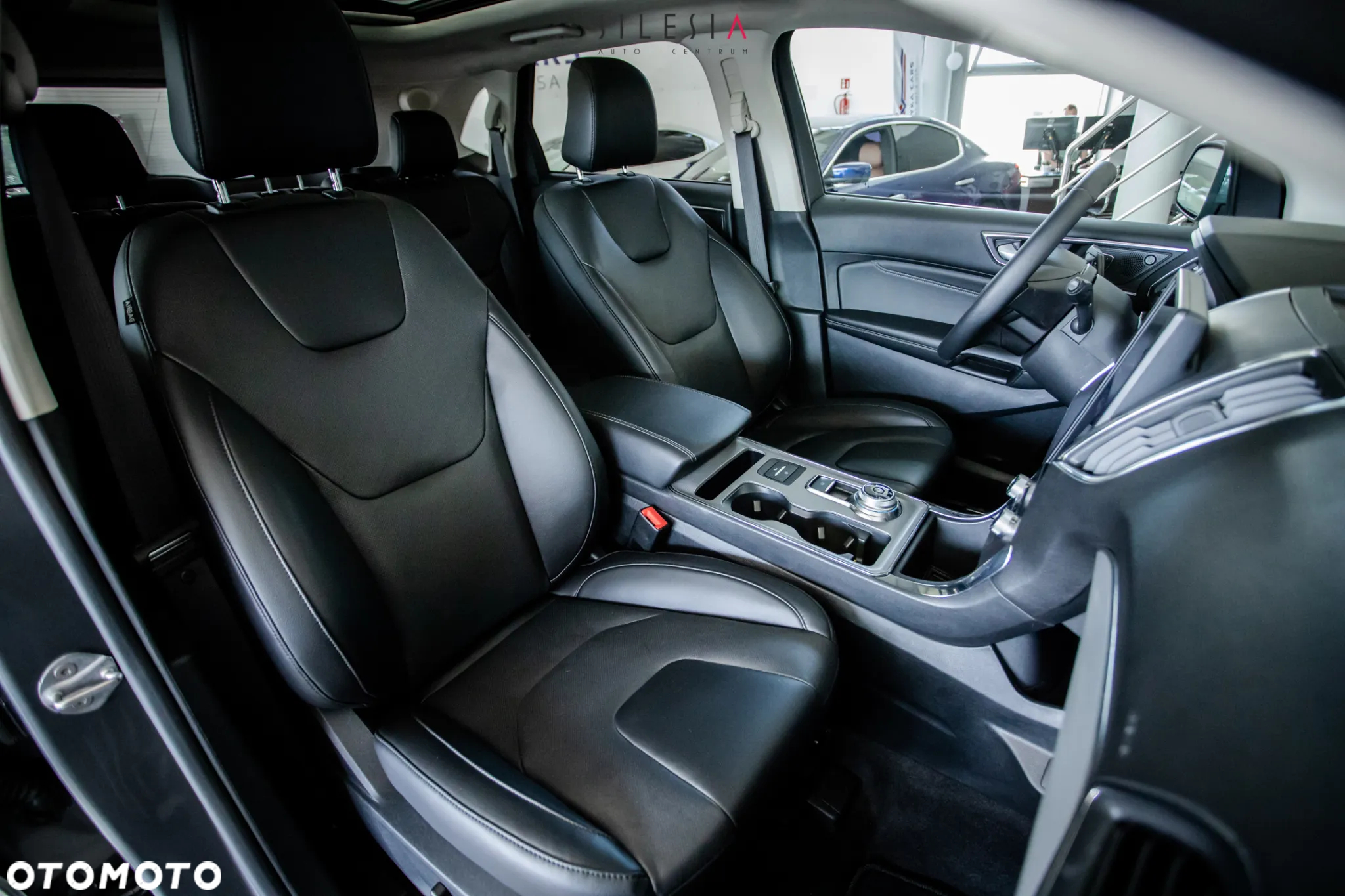 Ford Edge - 11