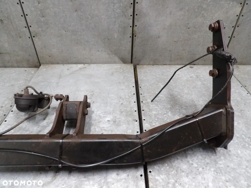 JEEP GRAND CHEROKEE WK2 HAK HOLOWNICZY - 12