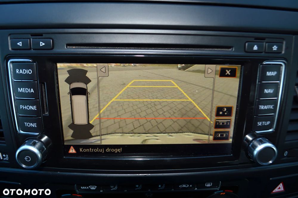 Volkswagen Multivan - 26