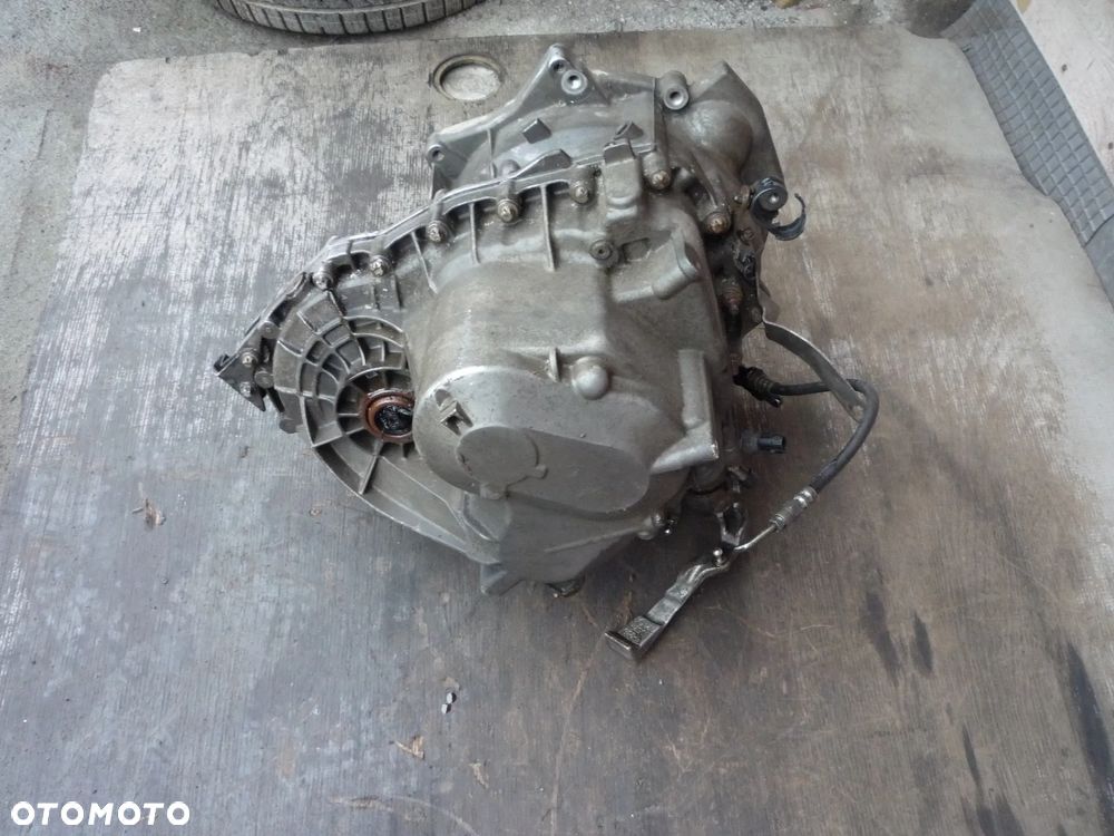 OPEL  VECTRA C 2.0T  SKRZYNIA BIEGÓW 12788917 F40 - 7
