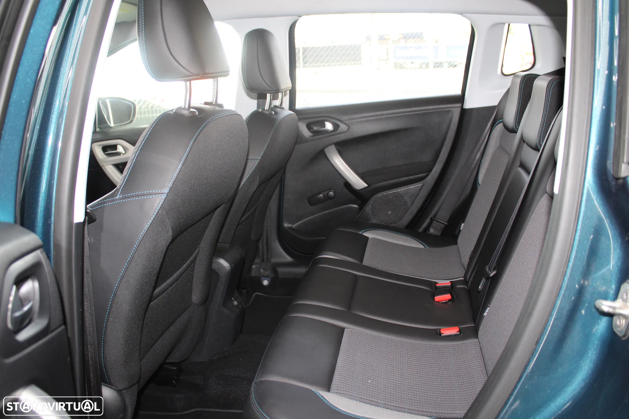 Peugeot 2008 1.2 PureTech Crossway - 10