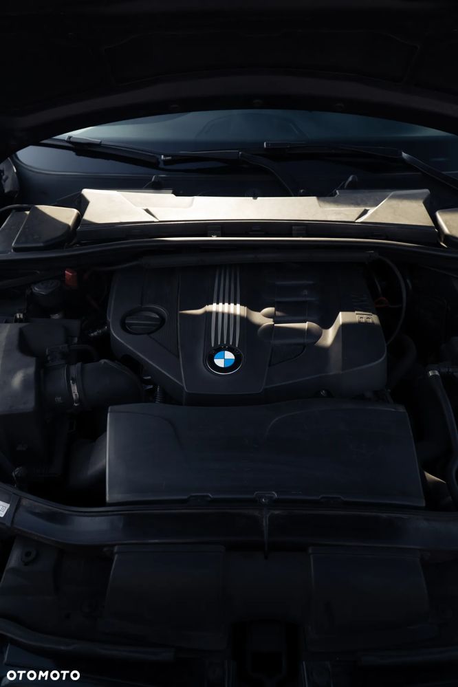 BMW Seria 3 - 37