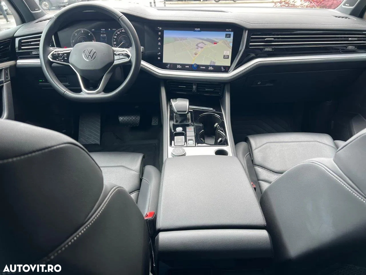 Volkswagen Touareg V6 TDI 4MOTION Elegance - 11