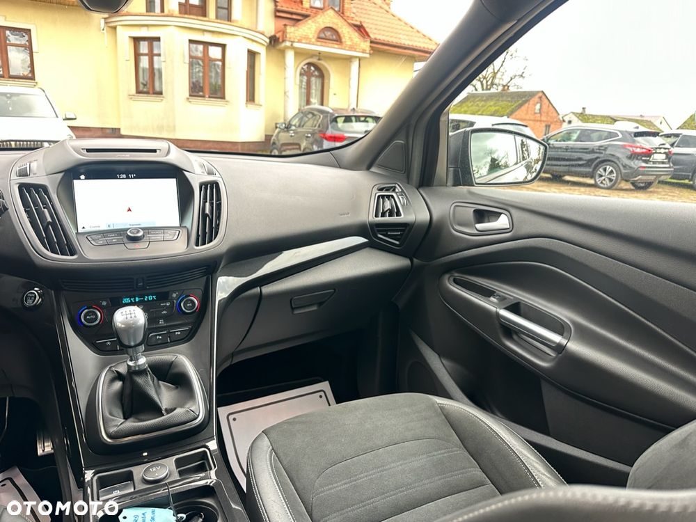Ford Kuga 2.0 TDCi 2x4 ST-Line - 14