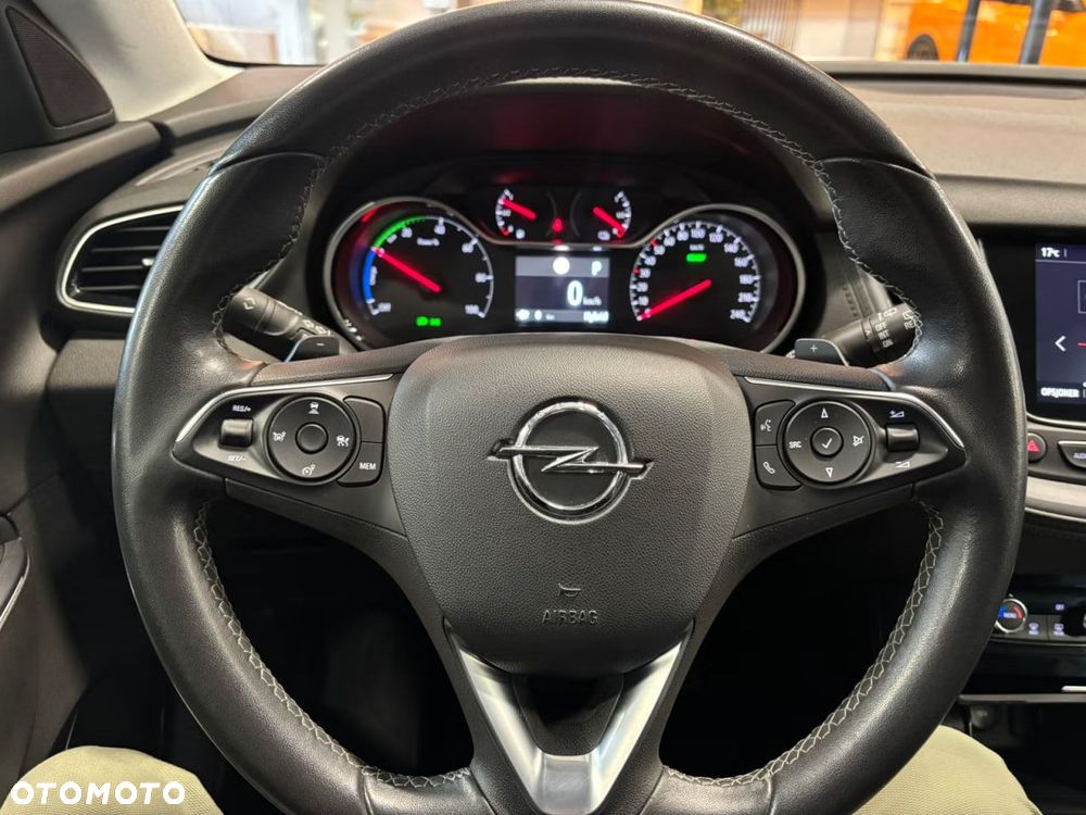Opel Grandland X Plug-in-Hybrid4 1.6 DI Start/Stop Ultimate - 11