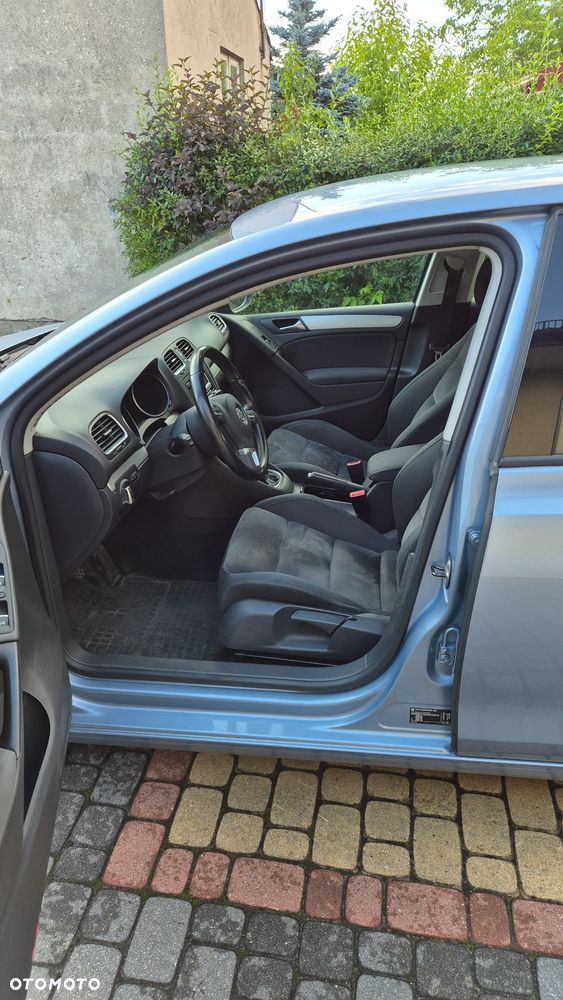 Volkswagen Golf 2.0 TDI Highline - 11
