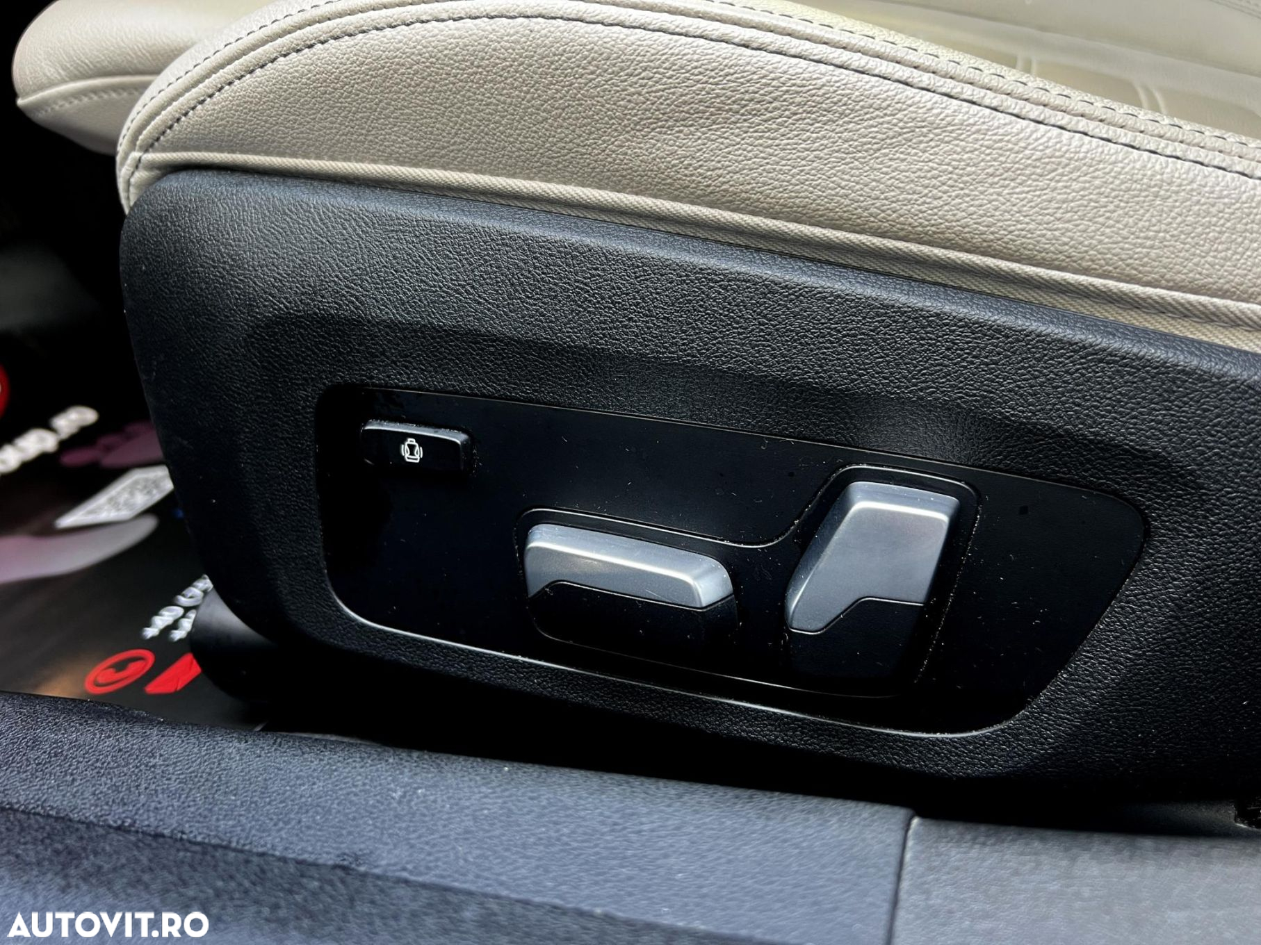 BMW Seria 3 318d Aut. - 13